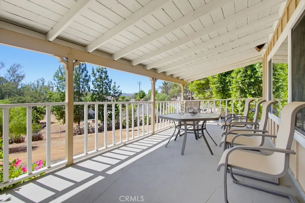 1691 Roble Grande Road Alpine, CA 91901