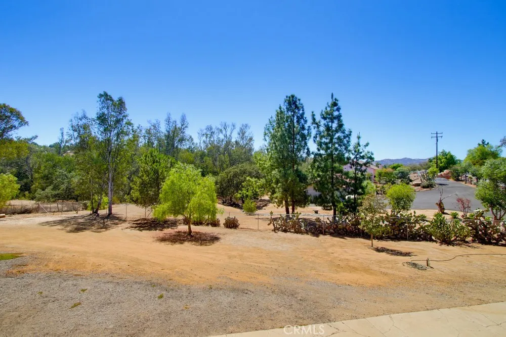 1691 Roble Grande Road Alpine, CA 91901
