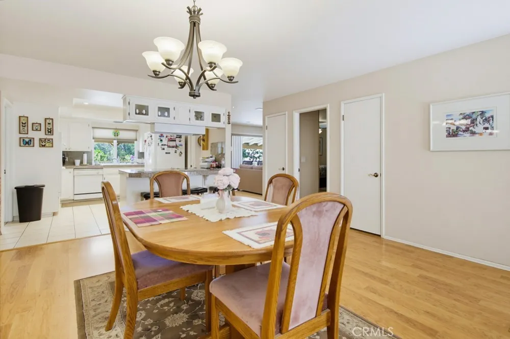 1691 Roble Grande Road Alpine, CA 91901