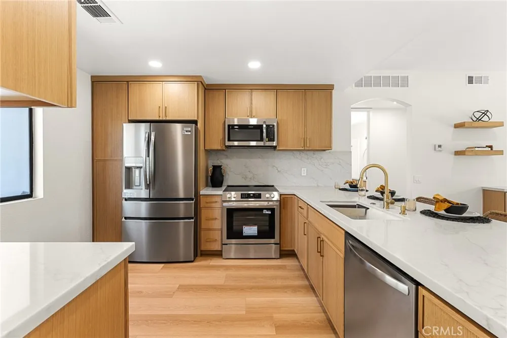 67451 Toltec Court Cathedral City, CA 92234