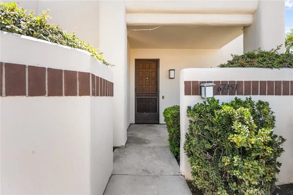 67451 Toltec Court Cathedral City, CA 92234