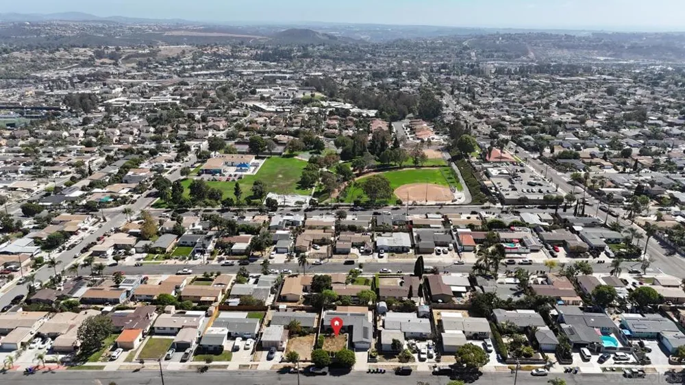4119 Thomas St Oceanside, CA 92056
