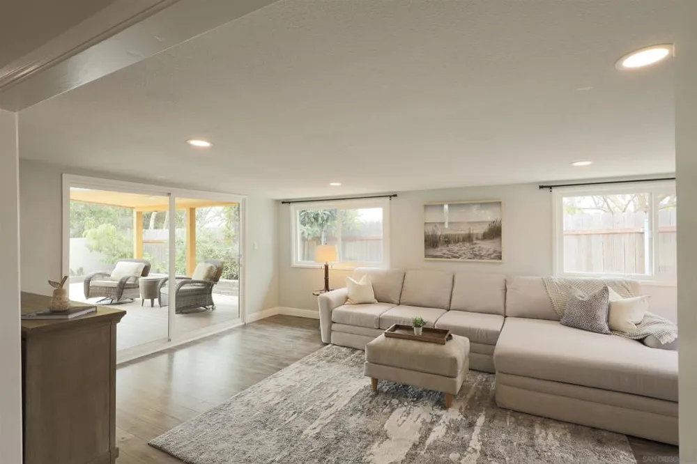 4119 Thomas St Oceanside, CA 92056