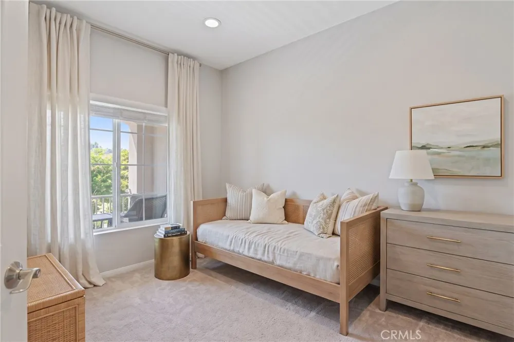 15 Calle Clasico San Clemente, CA 92673
