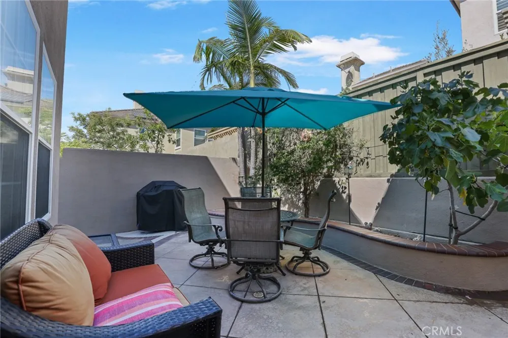 15 Calle Clasico San Clemente, CA 92673
