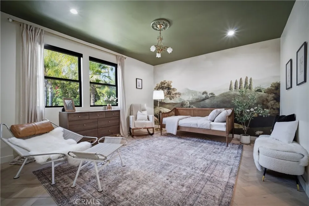 17437 Oak Creek Court Encino, CA 91316