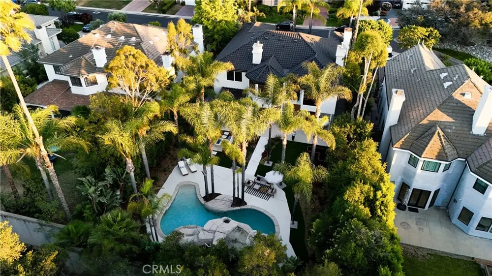 17437 Oak Creek Court Encino, CA 91316