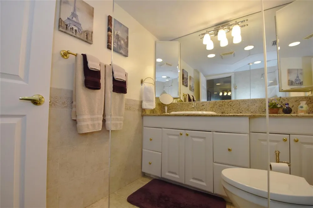 3111 NE 51st Street #405c Fort Lauderdale, FL 33308