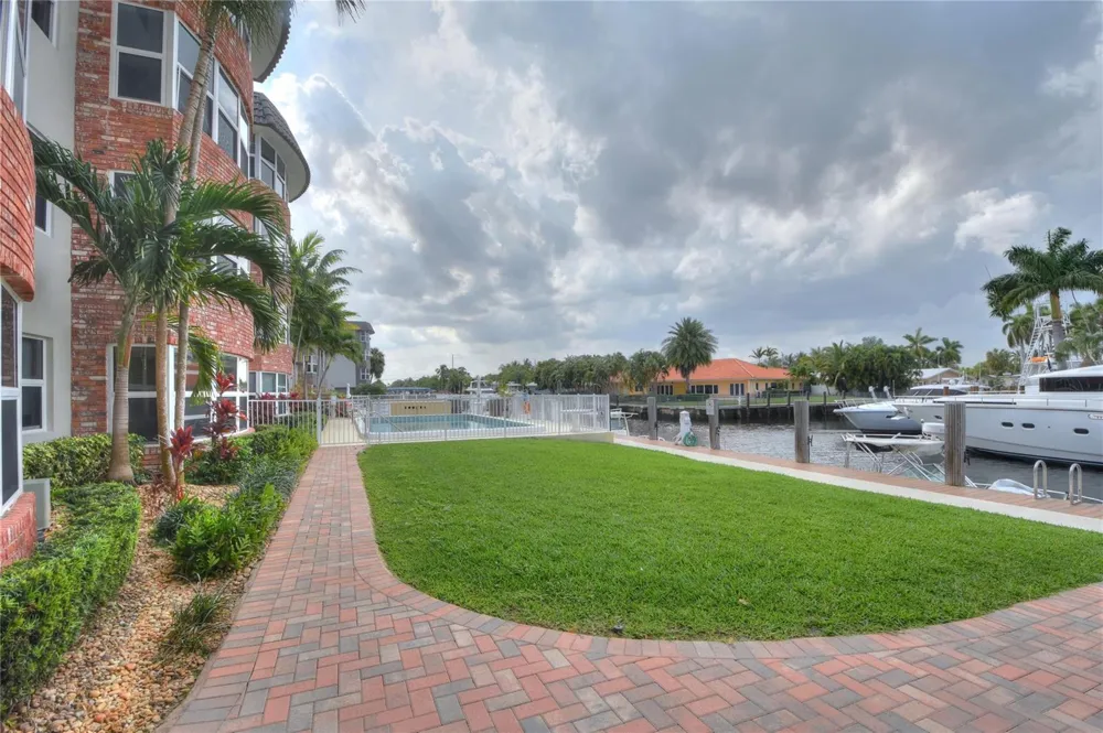 3111 NE 51st Street #405c Fort Lauderdale, FL 33308