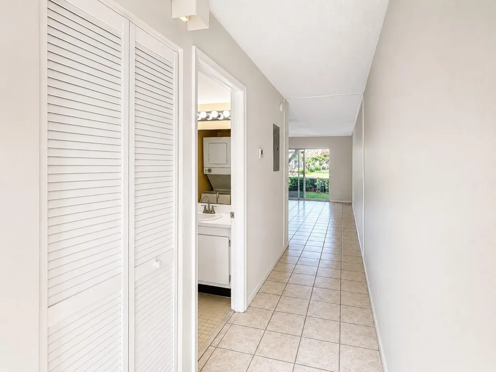 1400 SW 124TH TERRACE #105Q Pembroke Pines, FL 33027