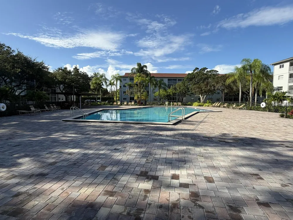 1400 SW 124TH TERRACE #105Q Pembroke Pines, FL 33027