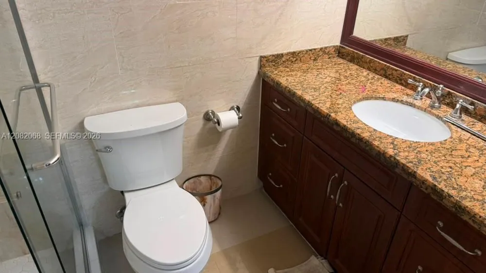 2770 W 61st Pl #204 Hialeah, FL 33016