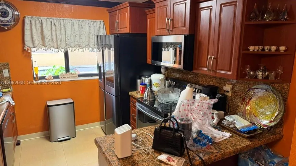 2770 W 61st Pl #204 Hialeah, FL 33016