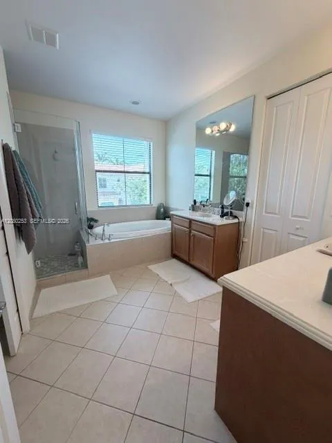 3331 NW 124th Ter Sunrise, FL 33323