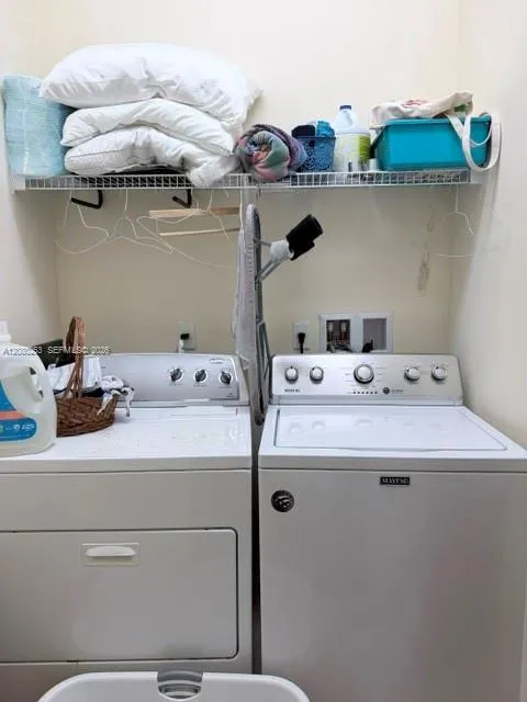 3331 NW 124th Ter Sunrise, FL 33323