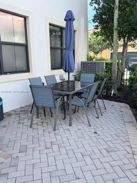 3331 NW 124th Ter Sunrise, FL 33323