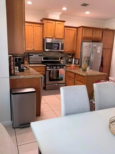 3331 NW 124th Ter Sunrise, FL 33323