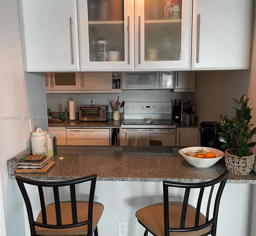275 NE 18th St #1907 Miami, FL 33132