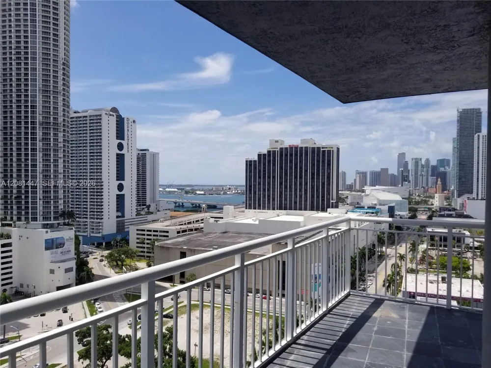 275 NE 18th St #1907 Miami, FL 33132