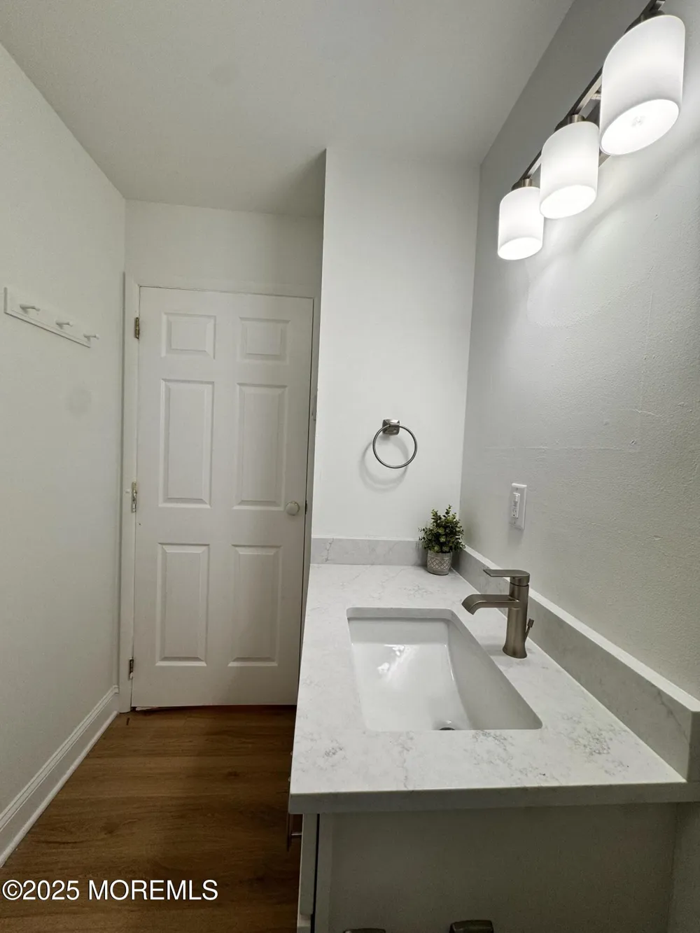878 Balmoral Court #B Lakewood, NJ 08701