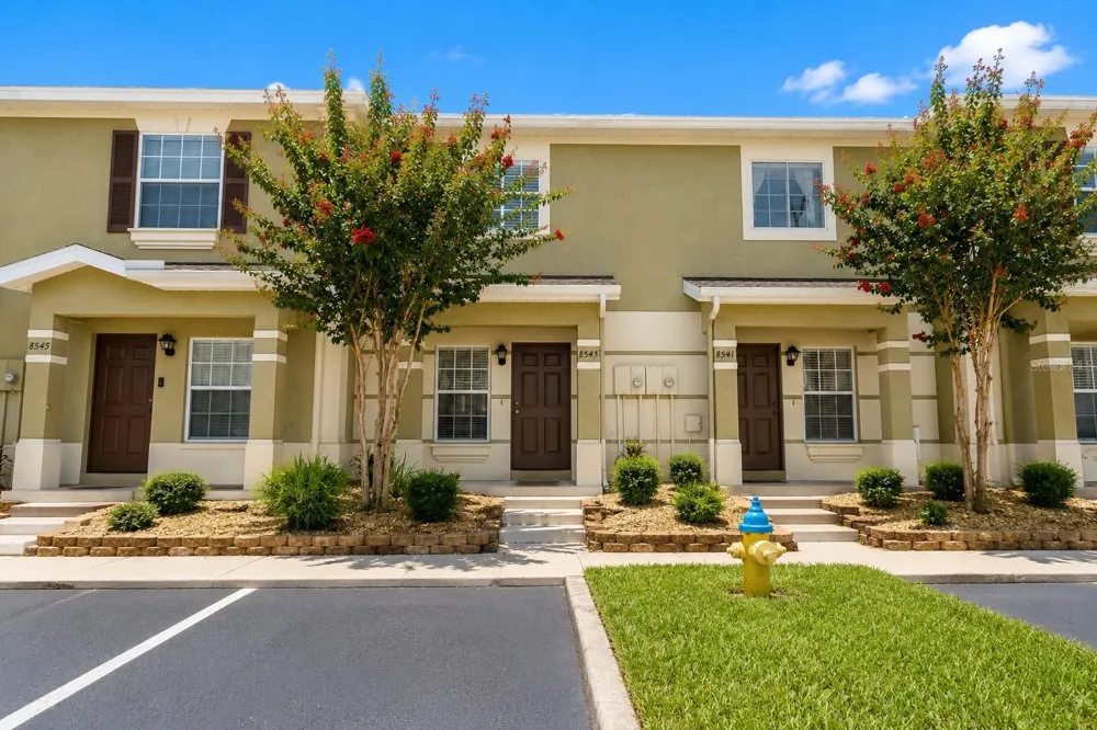 8543 TRAIL WIND DRIVE Tampa, FL 33647