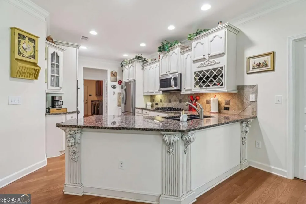 3217 Black Gum LN SW Gainesville, GA 30504