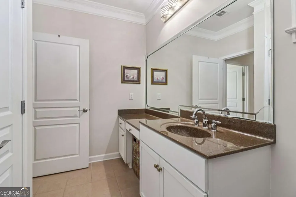 3217 Black Gum LN SW Gainesville, GA 30504