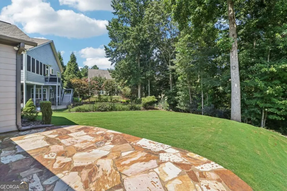 3217 Black Gum LN SW Gainesville, GA 30504