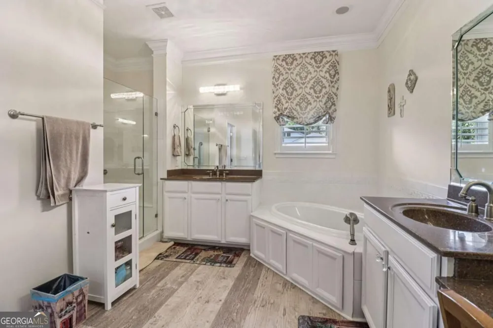 3217 Black Gum LN SW Gainesville, GA 30504