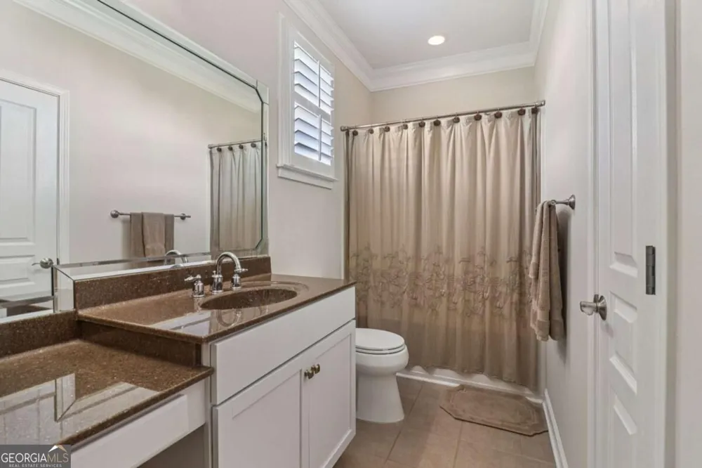 3217 Black Gum LN SW Gainesville, GA 30504