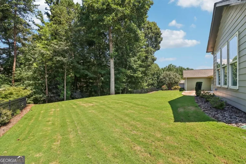 3217 Black Gum LN SW Gainesville, GA 30504