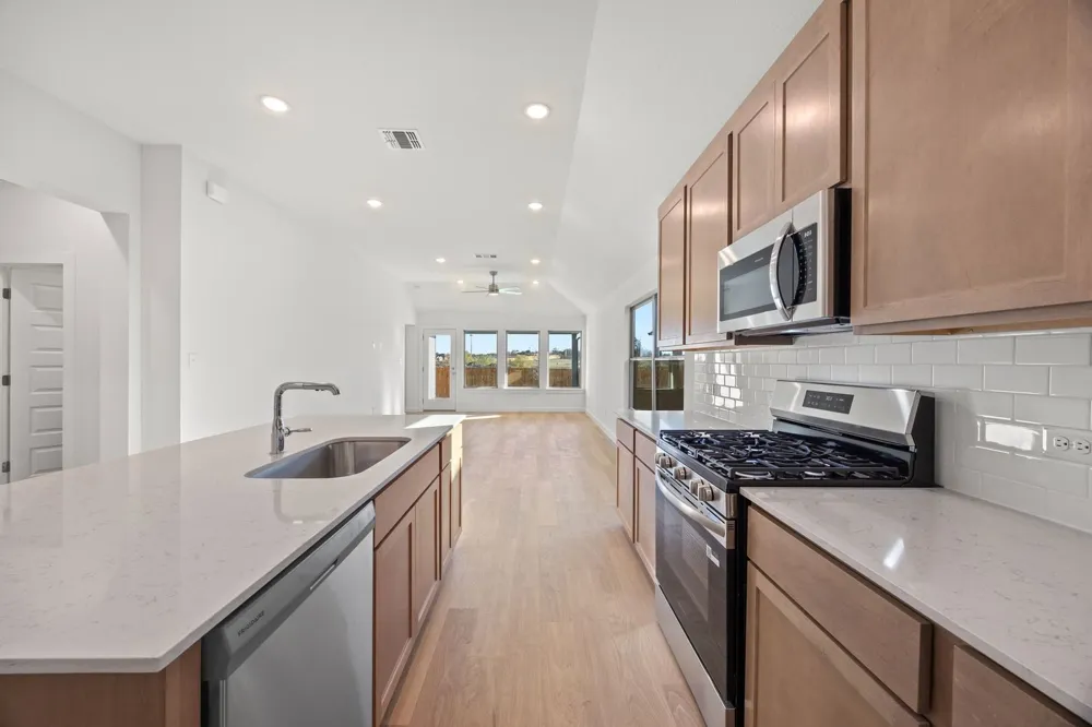 109 Melrose Street Hutto, TX 78634