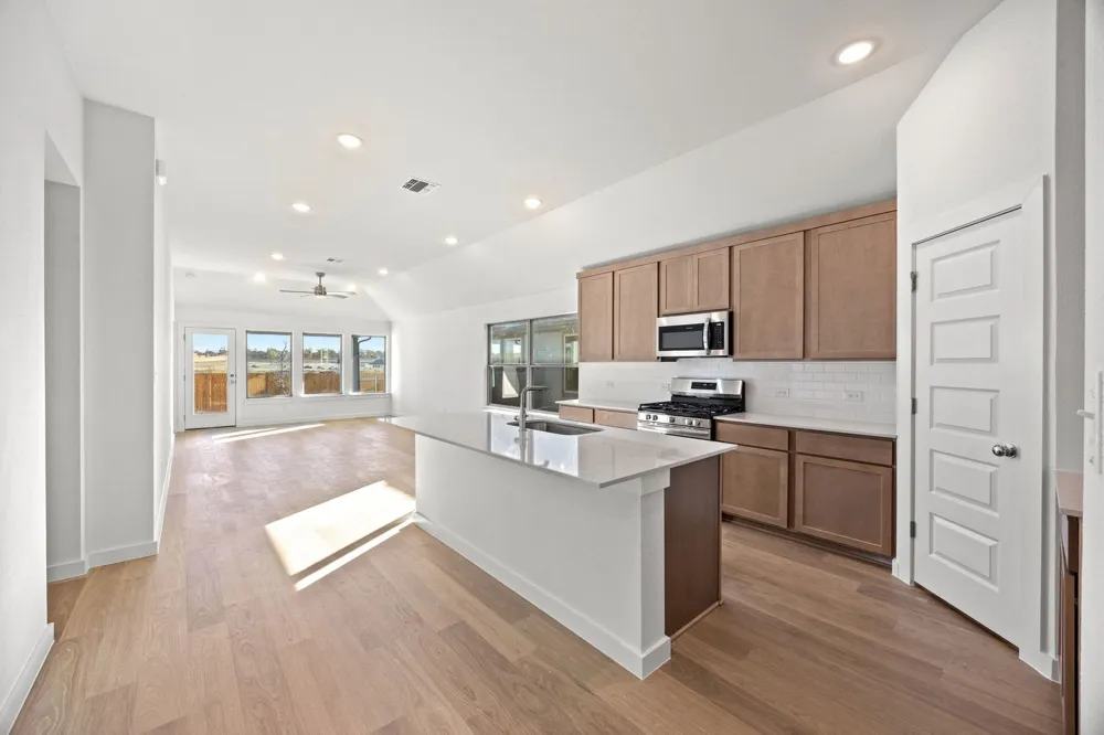 109 Melrose Street Hutto, TX 78634