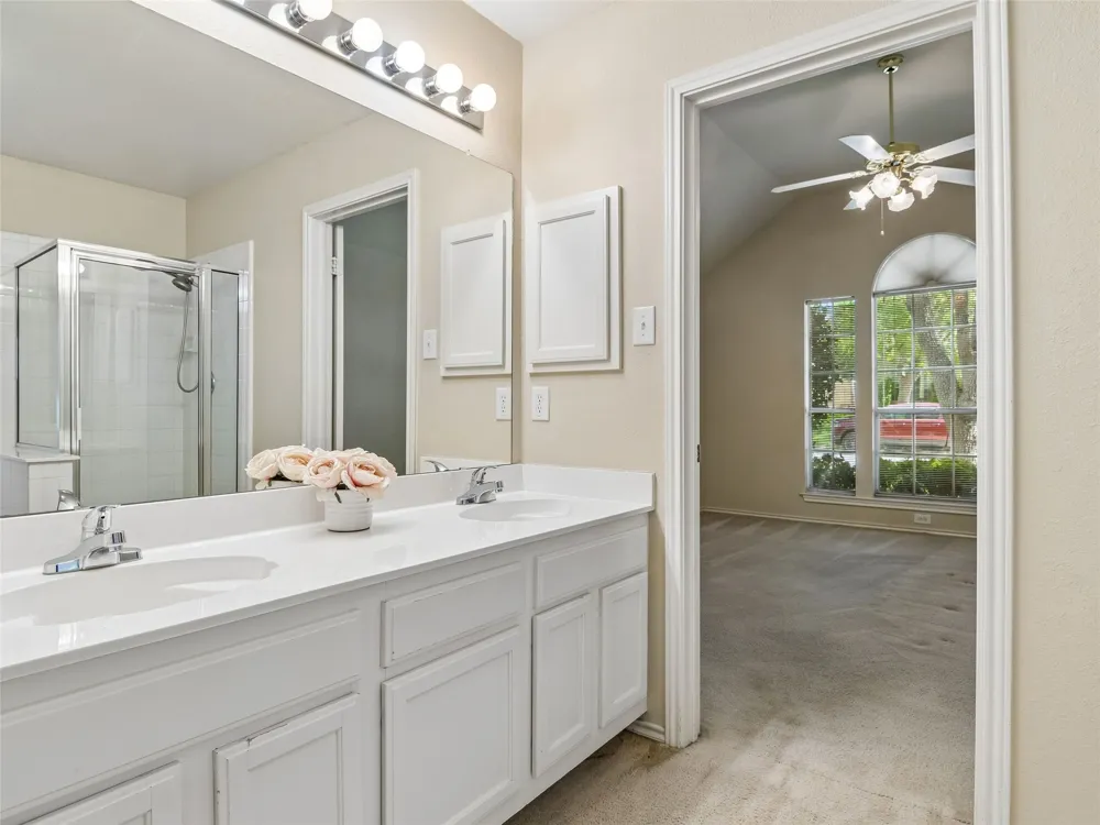 841 Dimrock Schertz, TX 78154