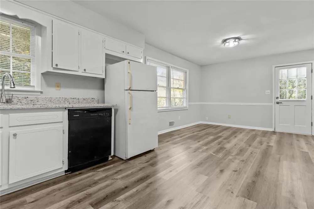 1834 Dogwood Court SW Snellville, GA 30078