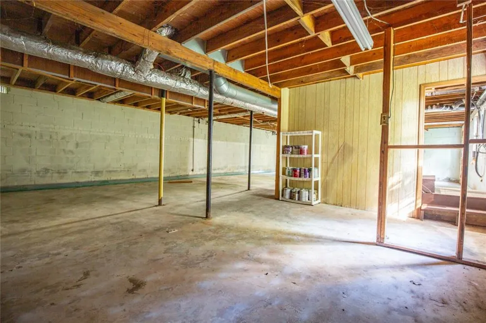 1834 Dogwood Court SW Snellville, GA 30078
