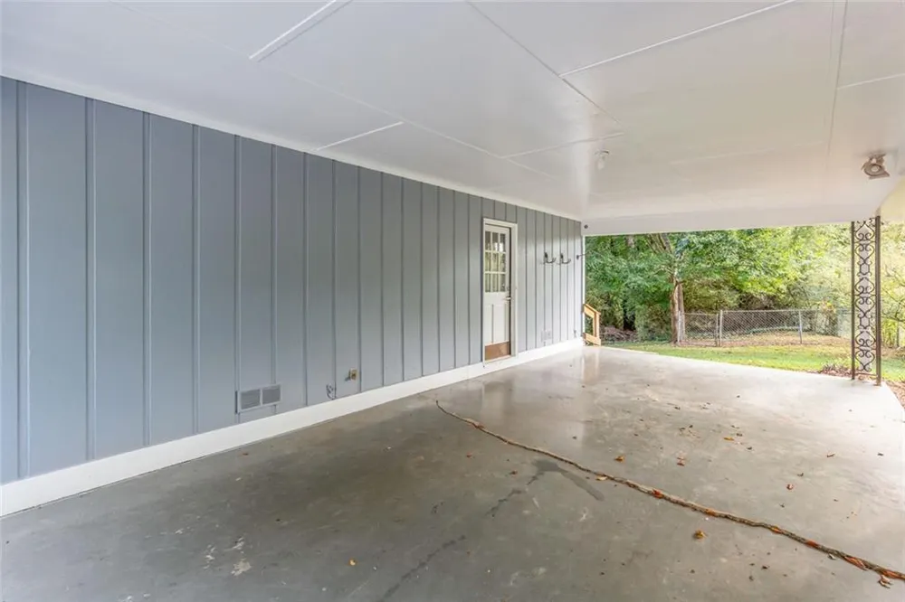 1834 Dogwood Court SW Snellville, GA 30078