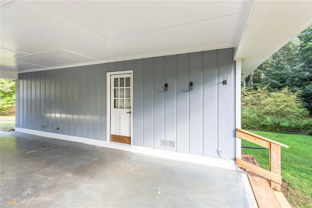 1834 Dogwood Court SW Snellville, GA 30078
