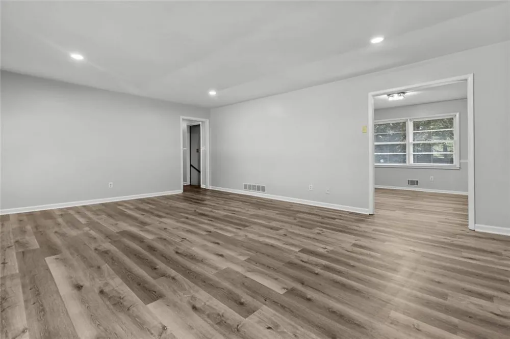 1834 Dogwood Court SW Snellville, GA 30078