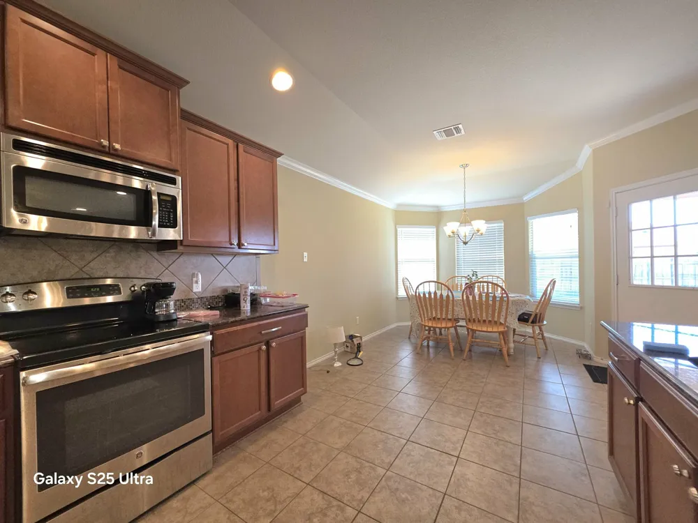 9805 Shallow Creek Drive Waco, TX 76708