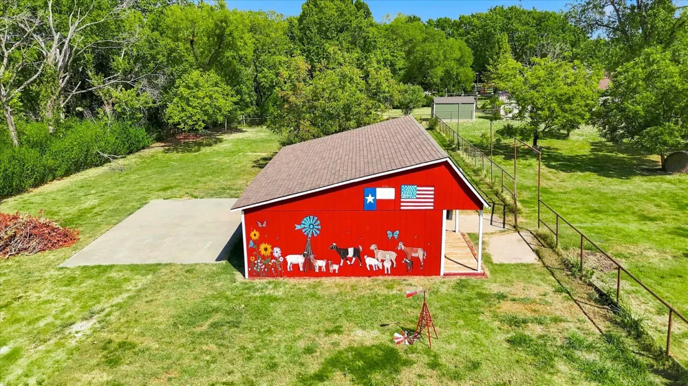 1 Glencove Circle Lucas, TX 75002