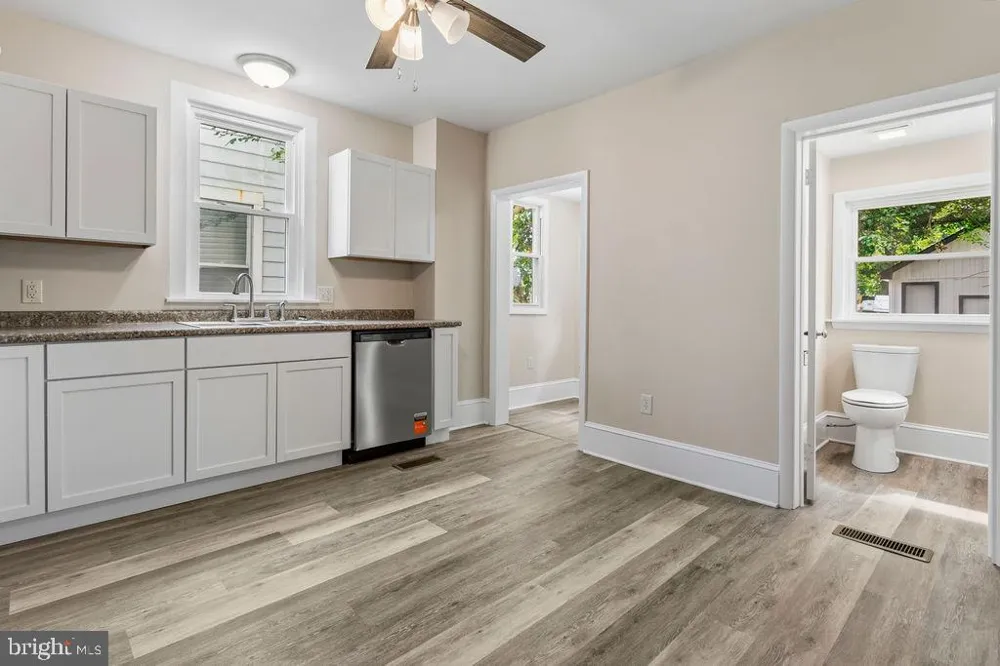 1212 SCOTLAND AVENUE Chambersburg, PA 17201