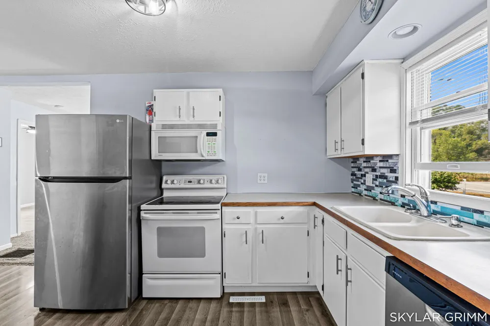 5690 Olsen Avenue Muskegon, MI 49442