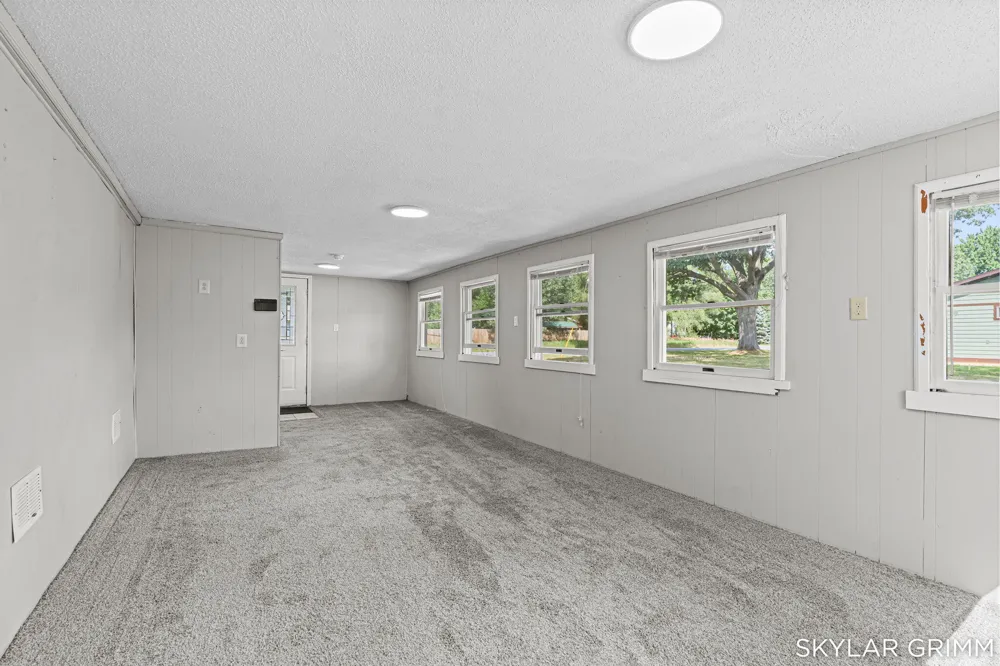 5690 Olsen Avenue Muskegon, MI 49442