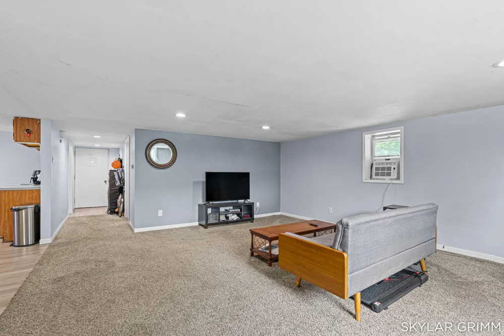 5690 Olsen Avenue Muskegon, MI 49442