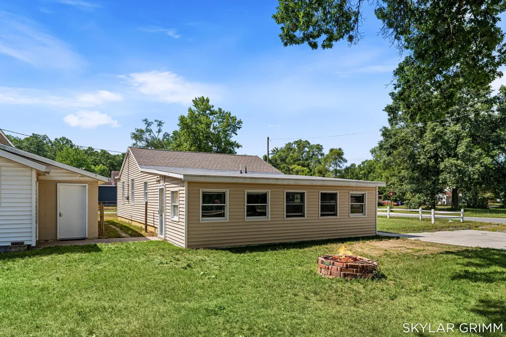 5690 Olsen Avenue Muskegon, MI 49442