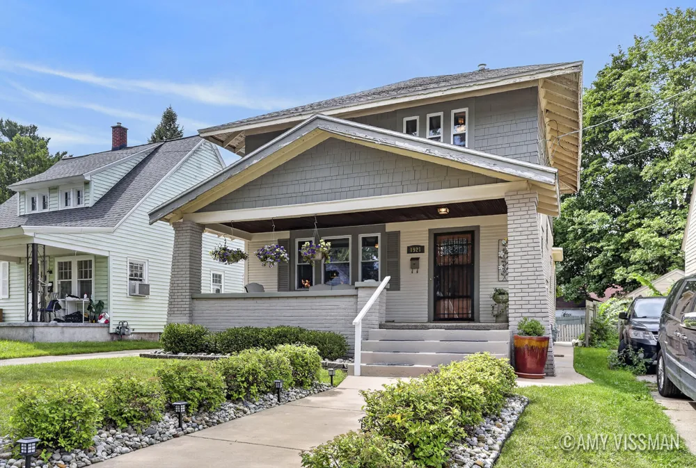 1921 Linden Avenue SE Grand Rapids, MI 49507