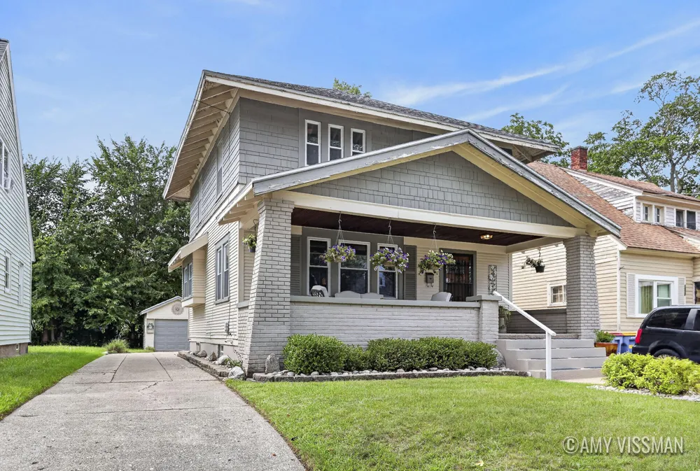 1921 Linden Avenue SE Grand Rapids, MI 49507