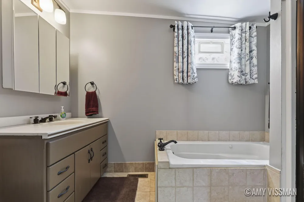 1921 Linden Avenue SE Grand Rapids, MI 49507