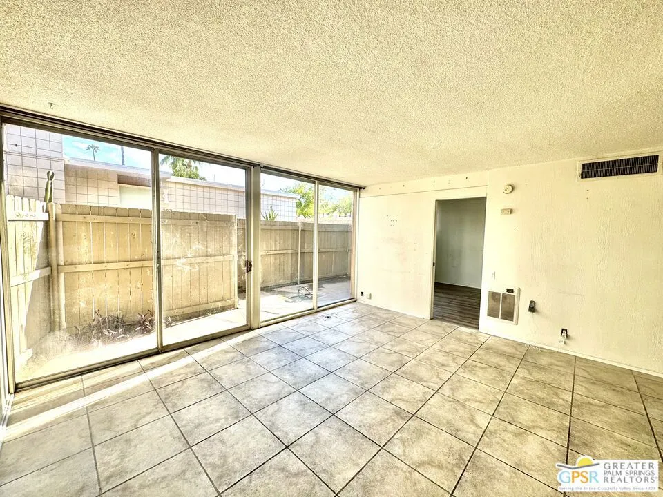 1111 E Palm Canyon Drive #126 Palm Springs, CA 92264